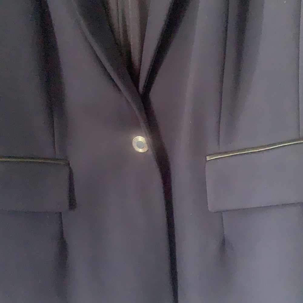 Blazer - Picture 3 of 3